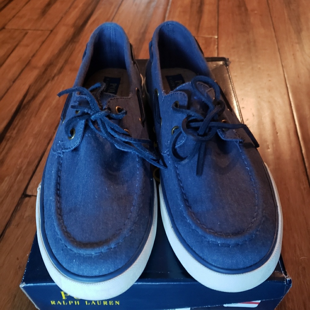 Casual mens shoe